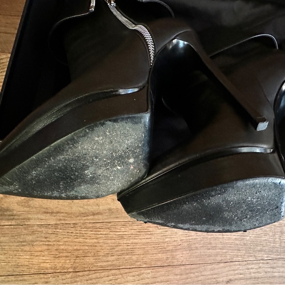 Saint Laurent Janis platform zip boot - Picture 7 of 14
